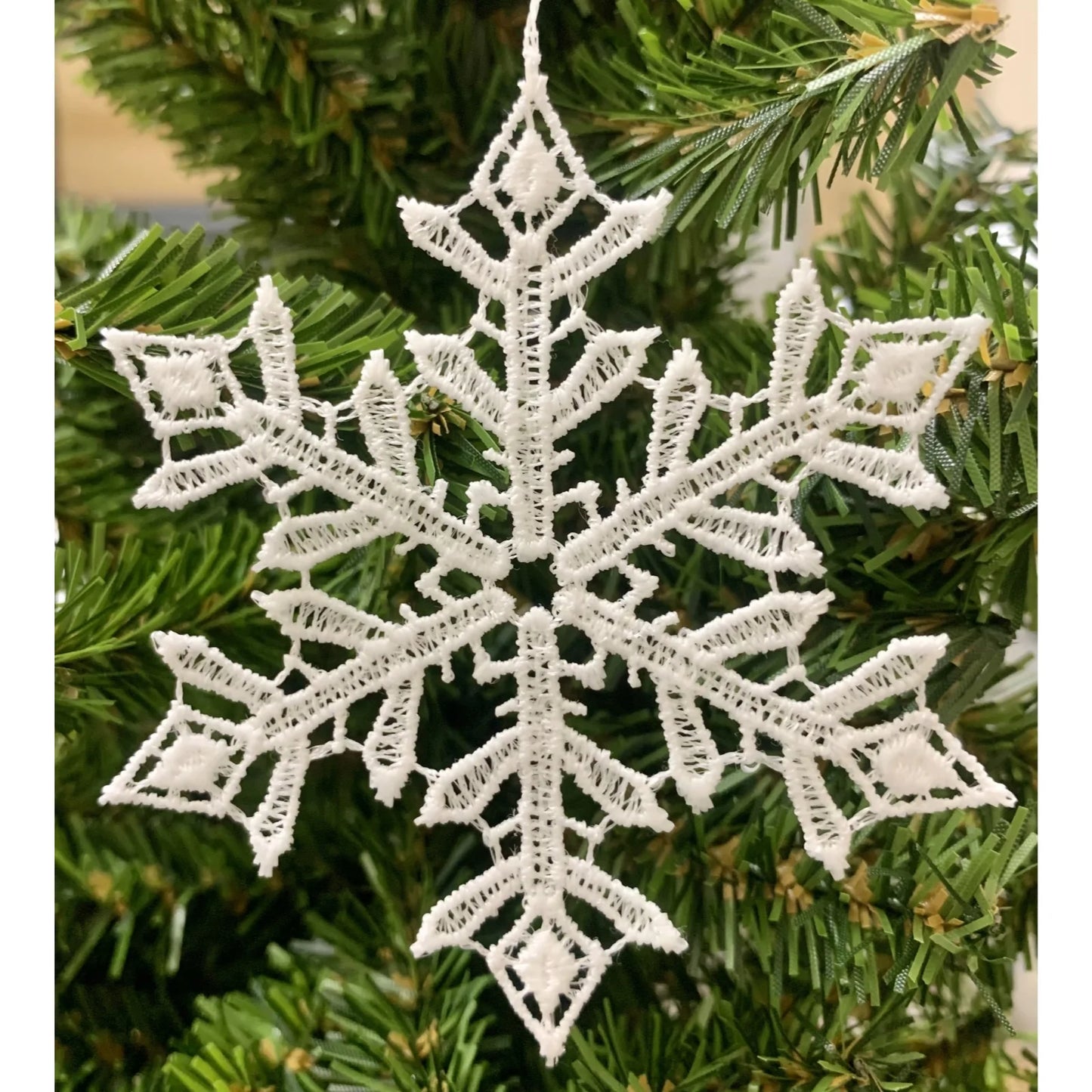 White Lace 6pt Snowstar 1 Snowflake