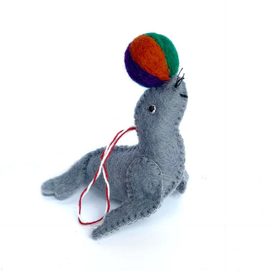 Seal with Ball